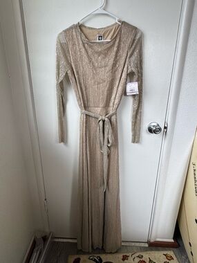 AnneKlein maxi champagne long-sleeve sparkly dress size 6